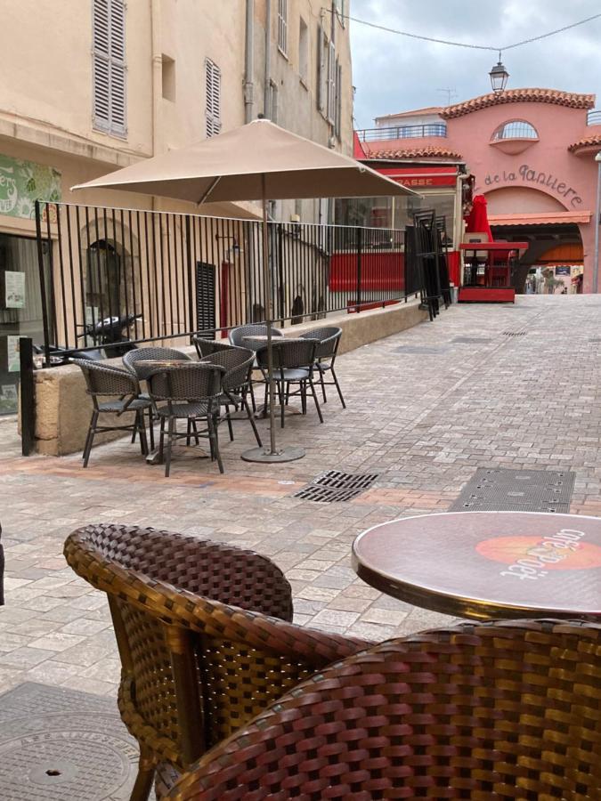 Appartement De Charme Suquet 戛纳 外观 照片